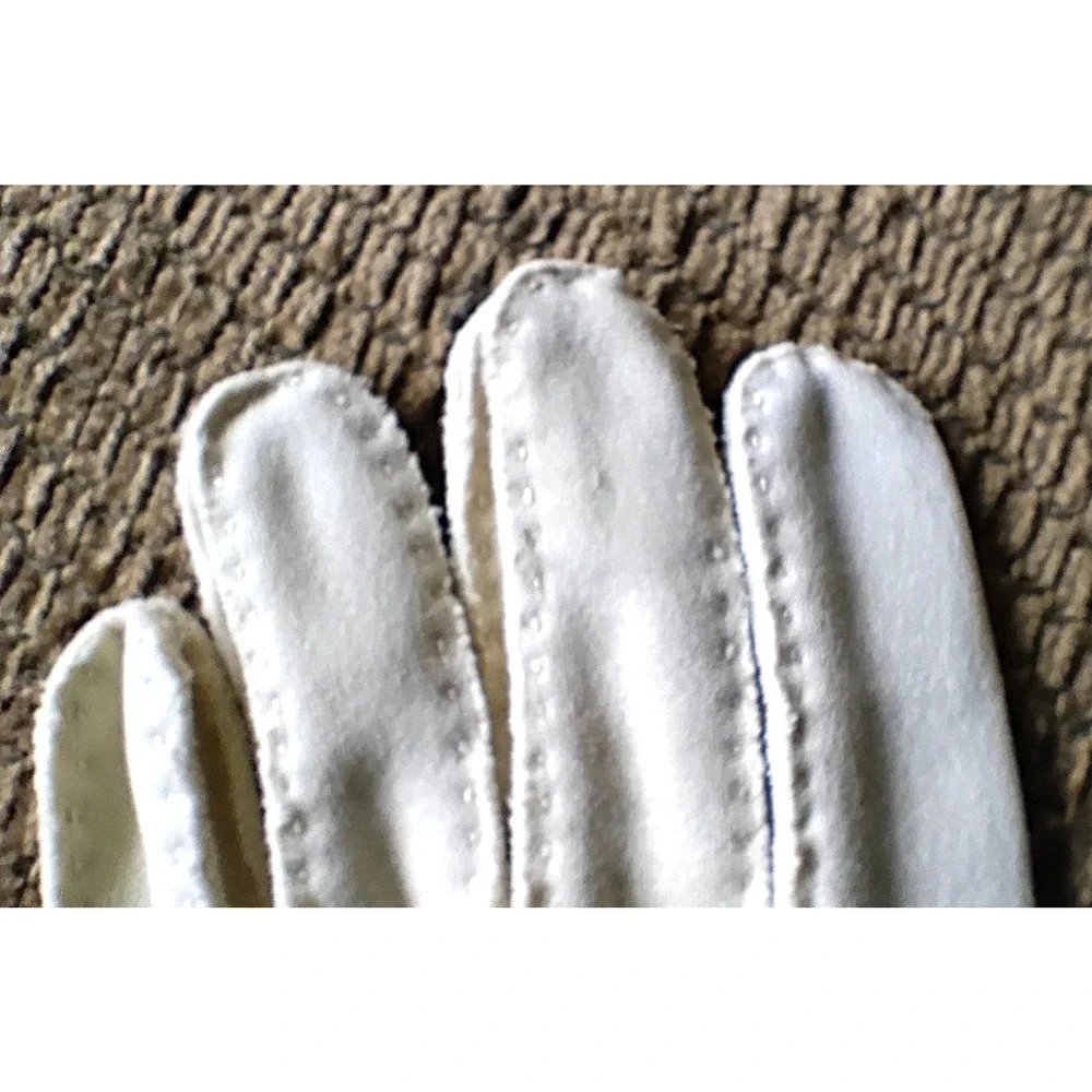 Vintage Handmade Classic Cotton Wrist Gloves Cream Small Pearlcore Rockabilly